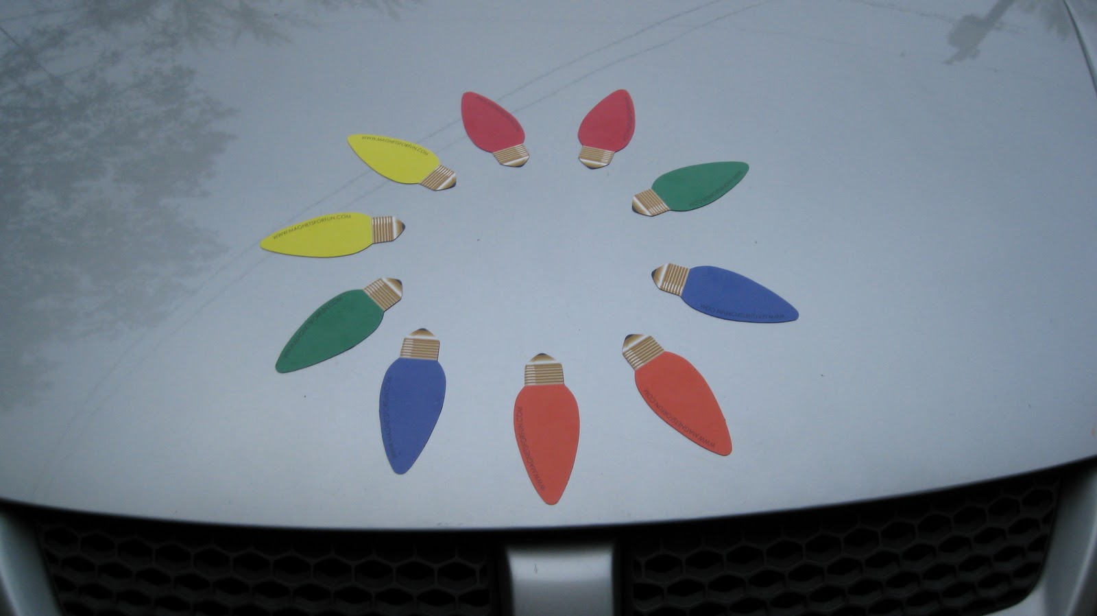 STAY AT HOME MOM: Christmas Light Car Magnets by: Magnets For Fun