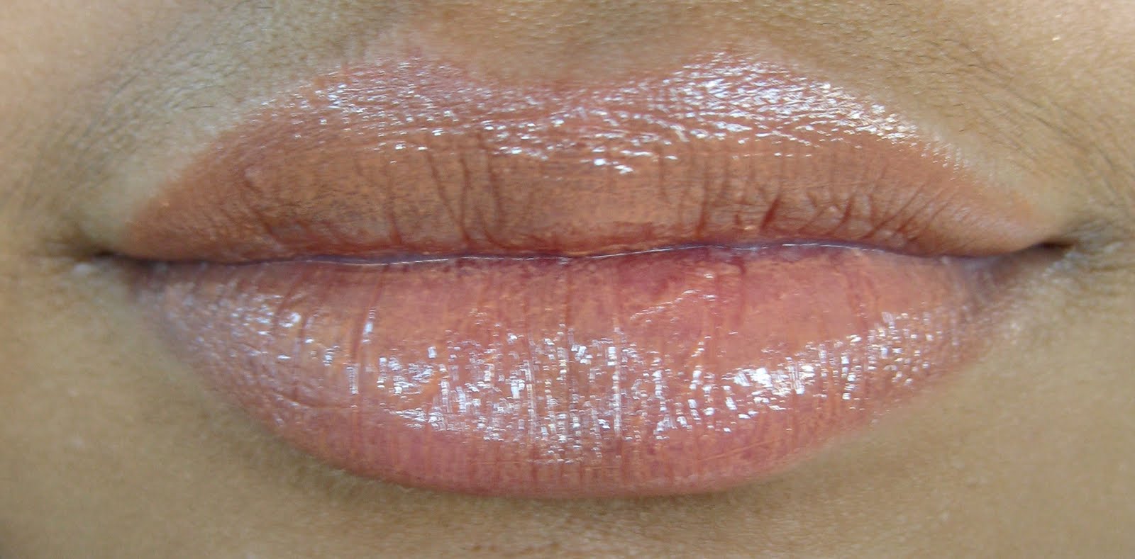 Freckletone is in the lustre variant, which may be the reason why this nude...