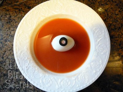 https://1.bp.blogspot.com/_bxhF-Ewreu0/TMcCMedD44I/AAAAAAAACZ8/5eamZb1ZVyE/s1600/eyeball+soup.JPG