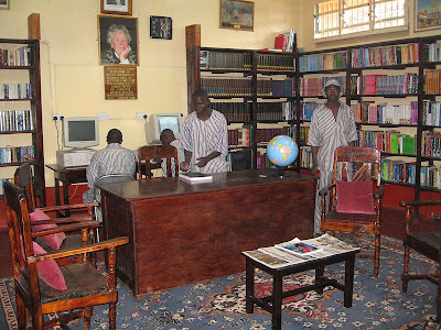 prison library