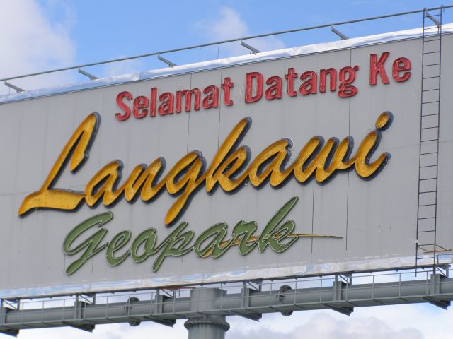 [Welcome+to+Langkawi-640.jpg]