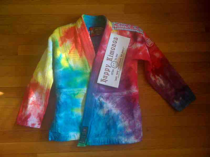 Jiu Jitsu World The fabulous tie dyed gi...