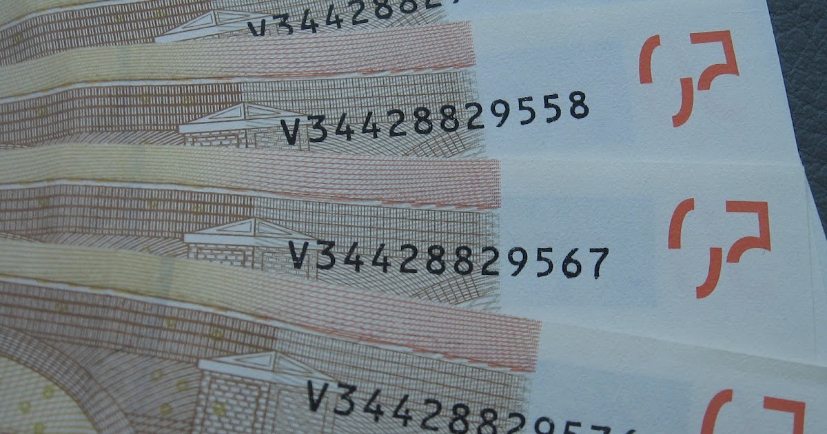 Auf Dem Weg Bundelweise Geld Scheine