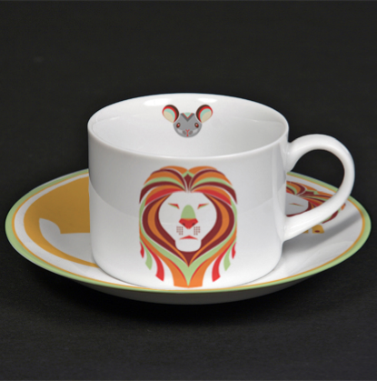 [lion+cup_catfinnie.png]