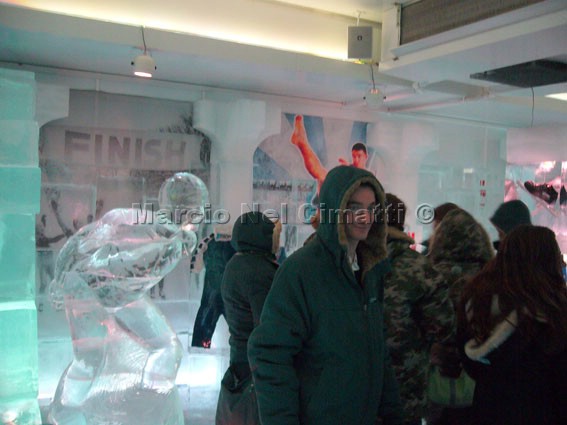 [P1020252T+leve.jpg]