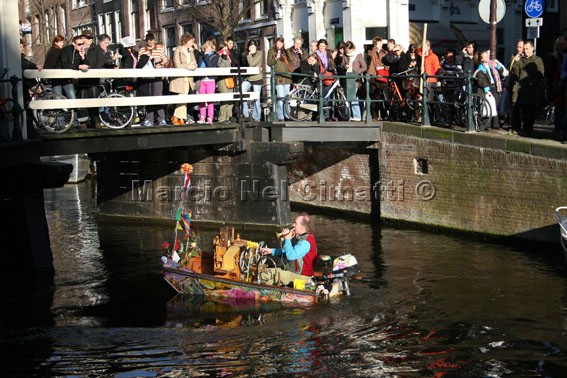 [IMG_4778T+leve.jpg]