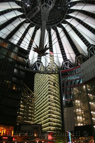 [2073811390_f8ef256503.jpg]