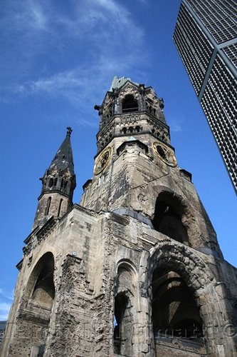 [2073023867_3b5b8c2c35.jpg]