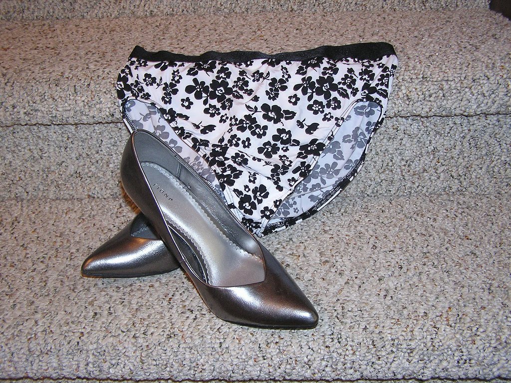 Real Women's Panties Sister's black and white nylon panties with her