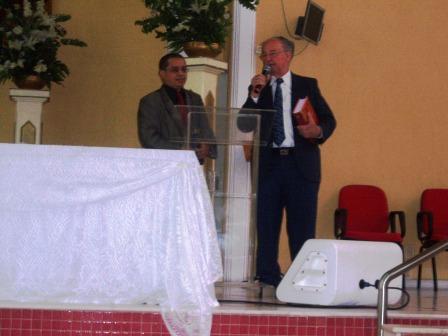 DICIONÁRIO É APRESENTADO NO CENTRO EVANGELÍSTICO INTERNACIONAL