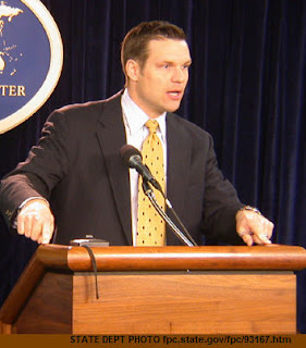 KS GOP chair Kris Kobach admits using voter suppression 'caging' tactic to steal 08 election