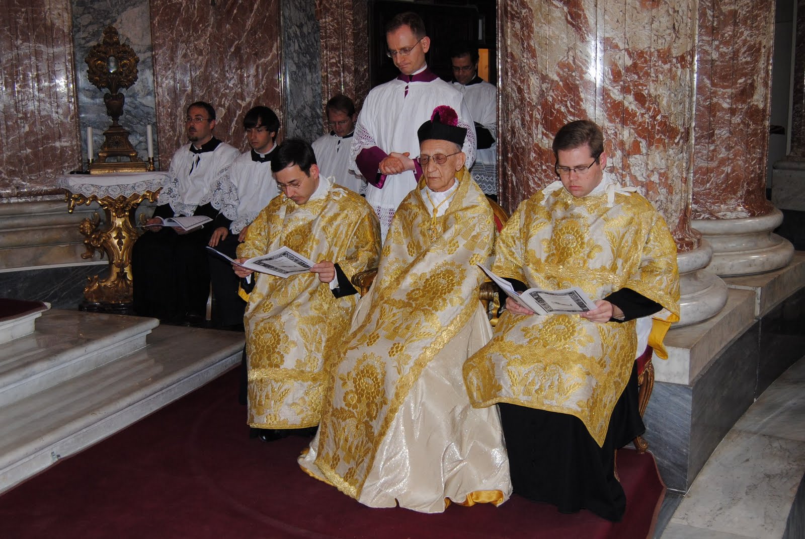 Orbis Catholicus Secundus: Ambrosian Rite Vespers at Rome's Sant'Andrea ...