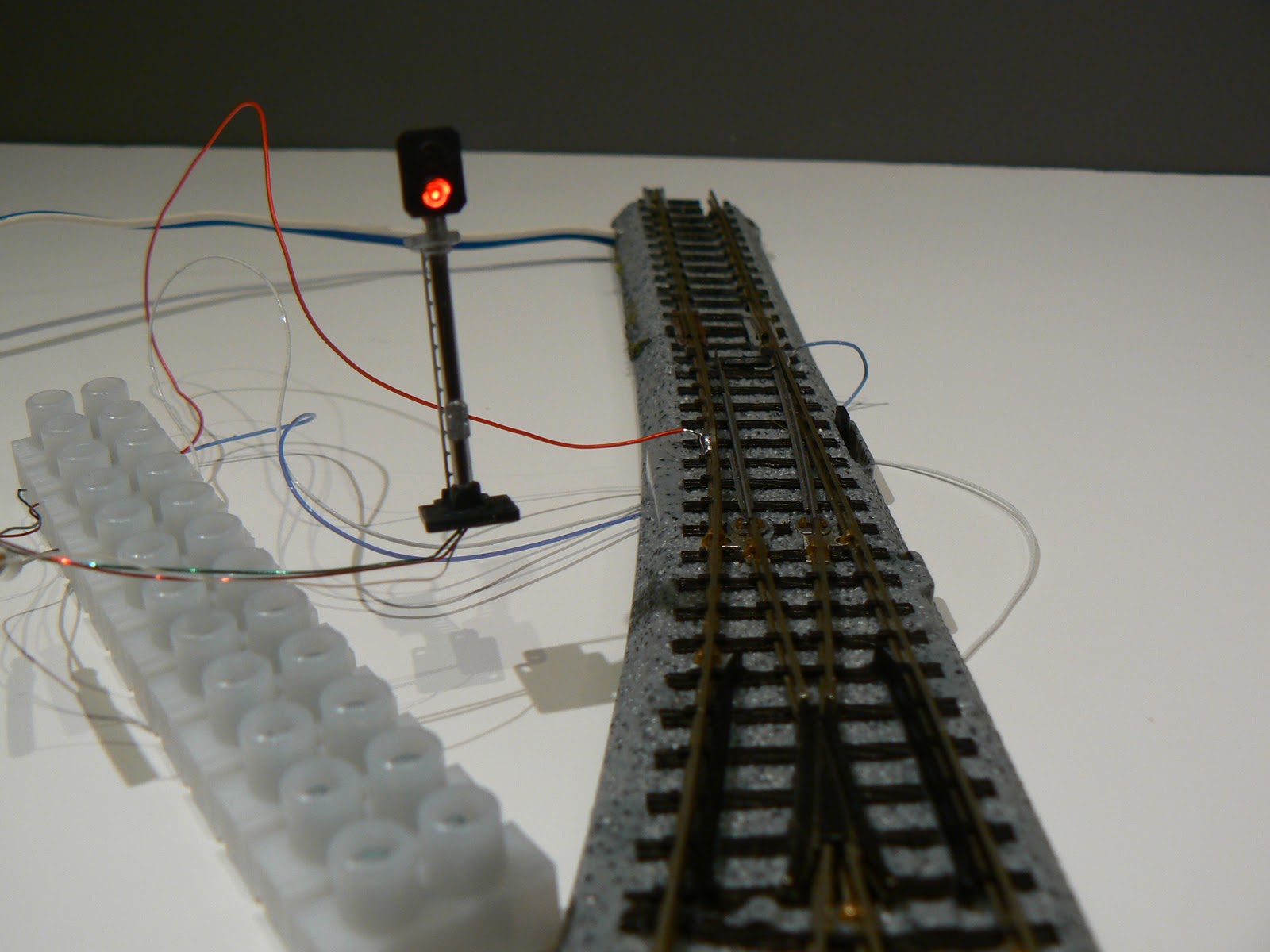 quinntopia - An N Scale blog: Adding Indicator Lights to ... wiring ho turnouts 