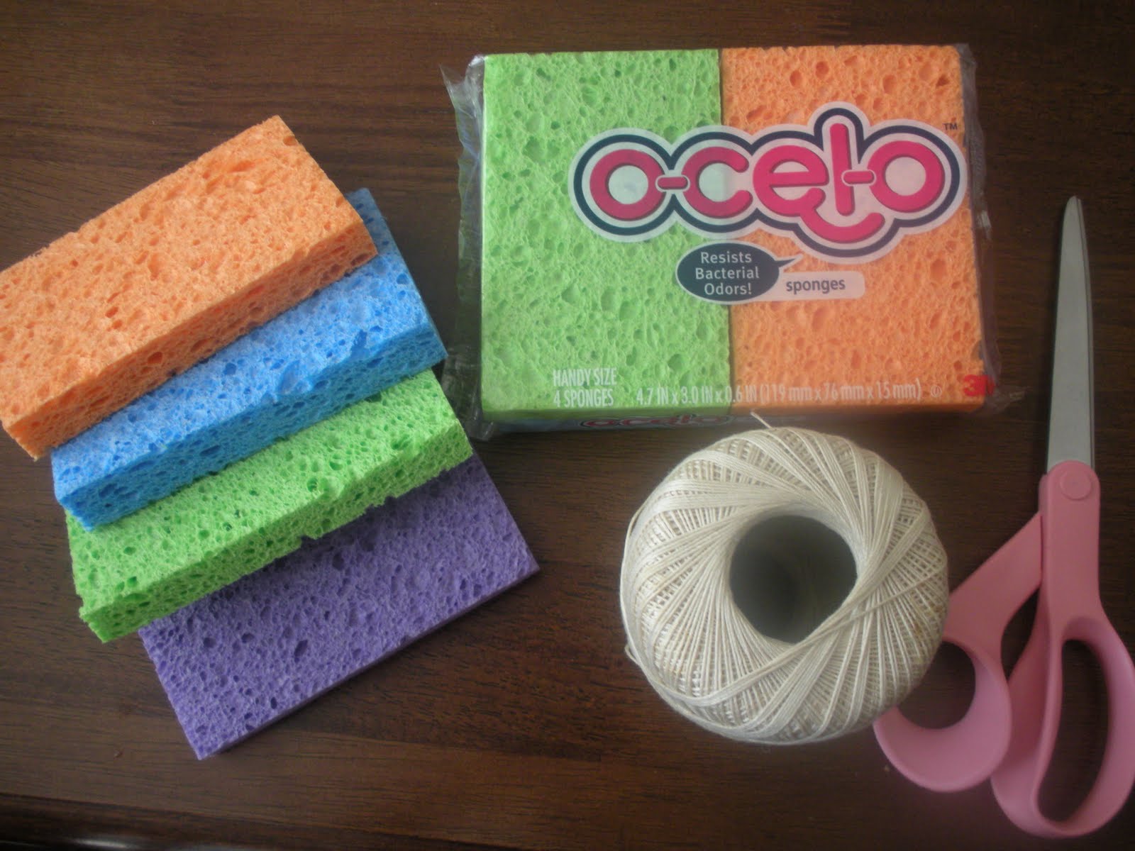 Sew Totally Smitten Sponge Ball Water Fights