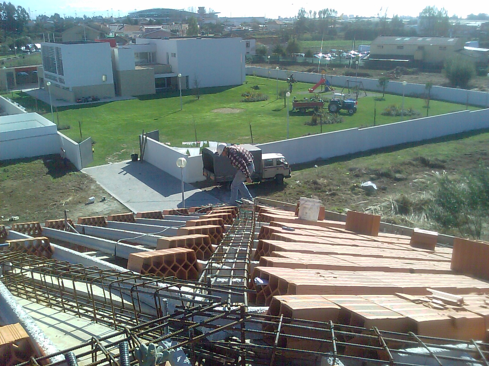 [IMAG0025-784478.jpg]