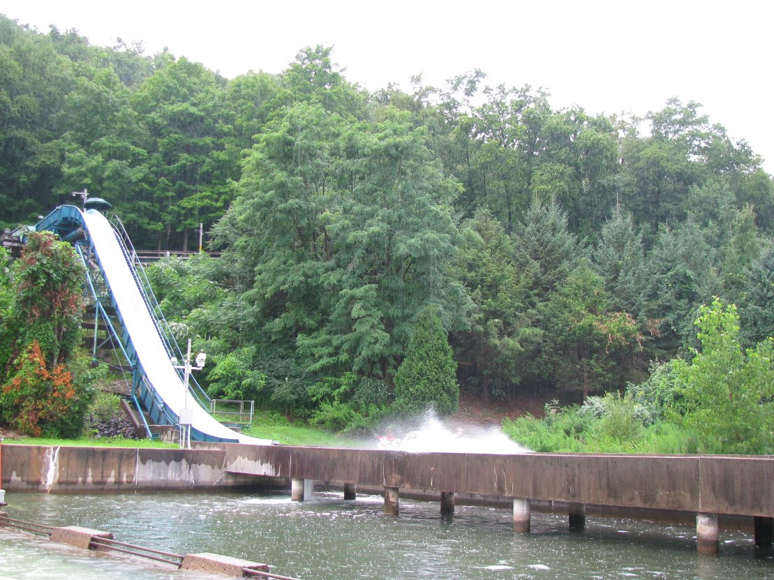 NewsPlusNotes: A Trip To New England's Family Theme Park - Part 1