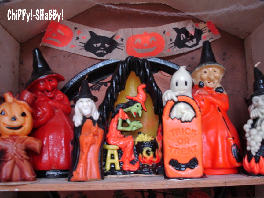 ChiPPy! SHaBBy! **ViNtaGe Halloween GURLEY CANDLES**