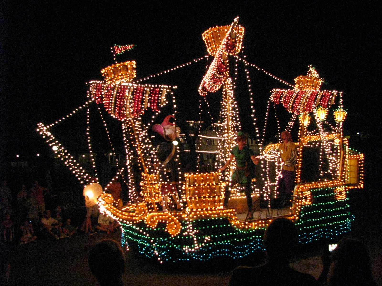 Main Street Electrical Parade Returns To The Magic Kingdom Disney