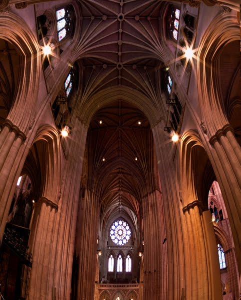 [600+pixel+National+Cathedral_Panorama1.jpg]