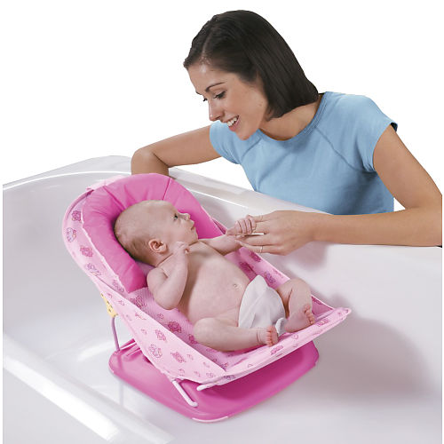 The MOM Product Review Summer's Deluxe Baby Bather