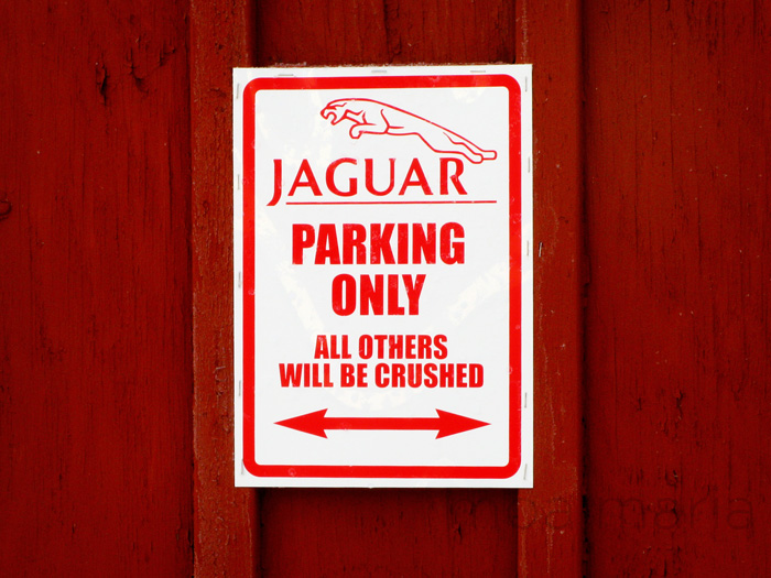 [jaguarparking+2+mindre.jpg]