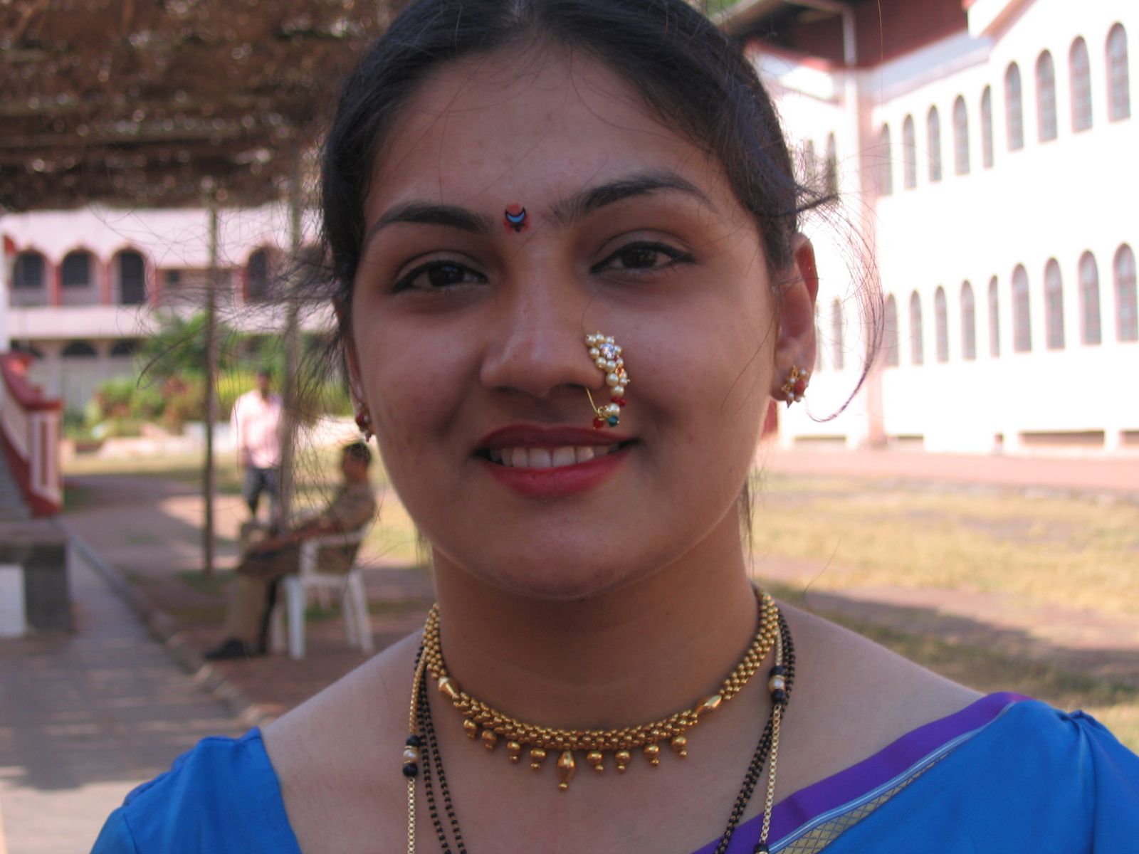 Indian Village Aunty Bra Opean Photo Images Femalecelebrity