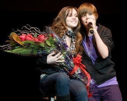 Justin Bieber back with ex-girlfriend?