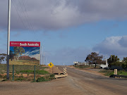 The Border between New South Wales and South Australia at Cockburn (day welcome to sa )