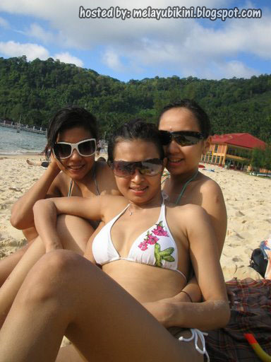 Gambar Bogel Why Lelaki Melayu Love Skodeng Melayu Bikini?   Melayu Boleh.Com