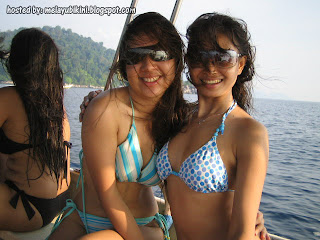 Gambar Bogel Gambar Melayu Berbikini Bercium Mulut!   Melayu Boleh.Com