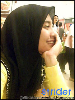 Gambar Bogel Awek Cun Bertudung Hitam   Melayu Boleh.Com