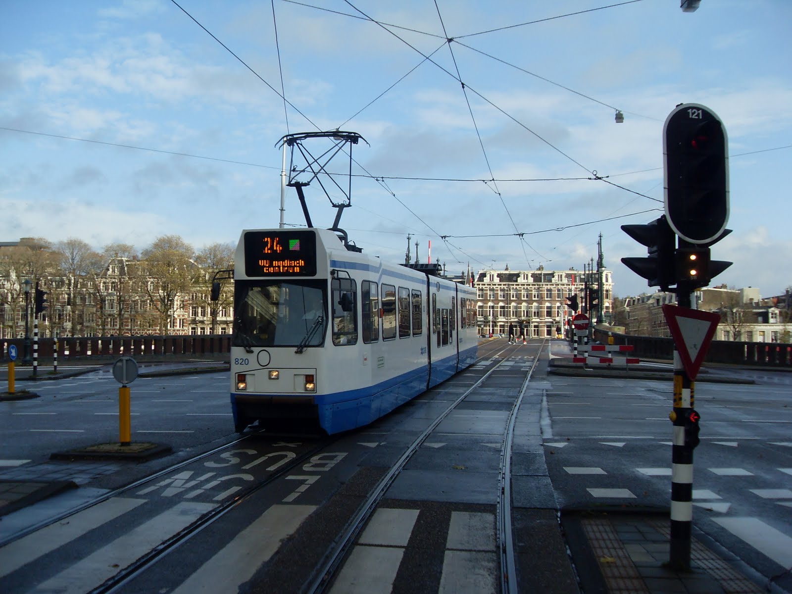 gvb820 amsteldijk maart 2010