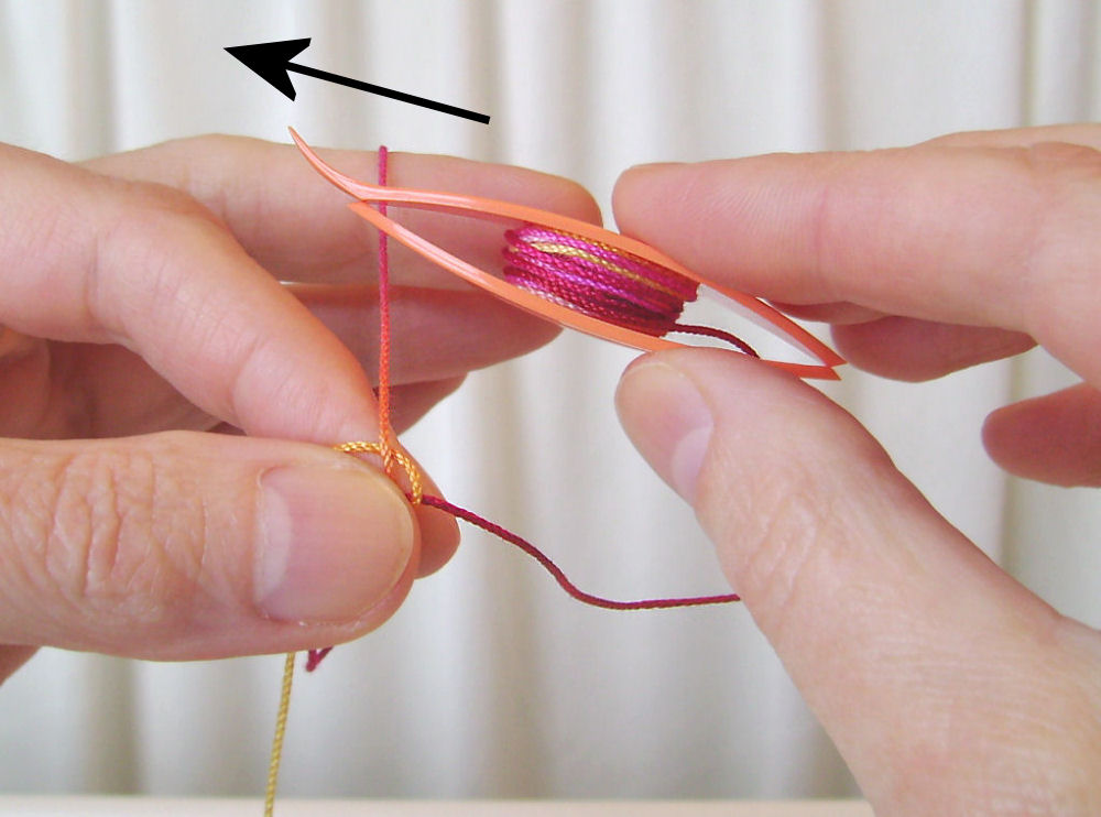 Yarnplayer's Tatting Blog How to tat the 2nd half of the double stitch