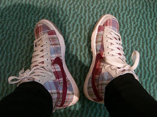 Sneakers - Sneakers bytta mot högklackat