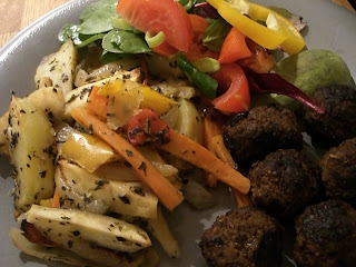 Hemlagade%2Bk%25C3%25B6ttbullar - Välj smart på julbordet