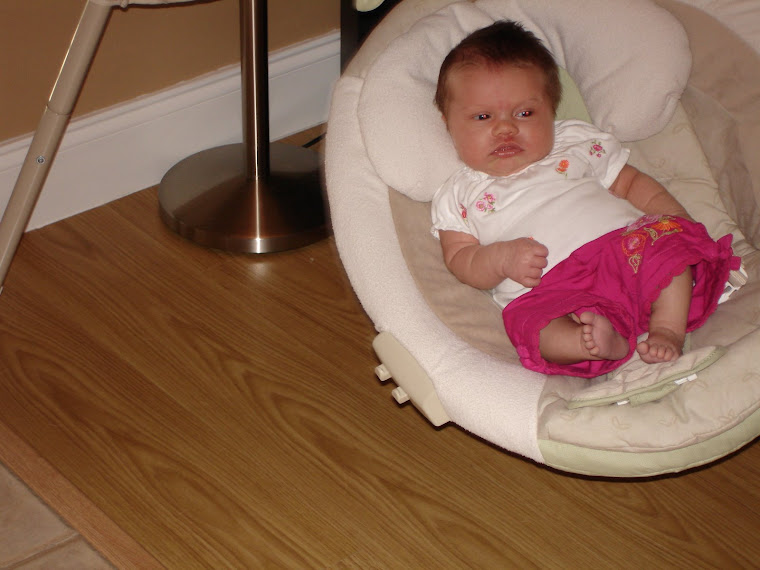 Missoni tried out this swing at Baylee's house.