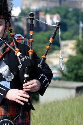 [bagpipe.jpg]