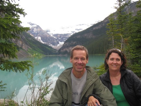 [Evan+Kathy+Lake+Louise.JPG]