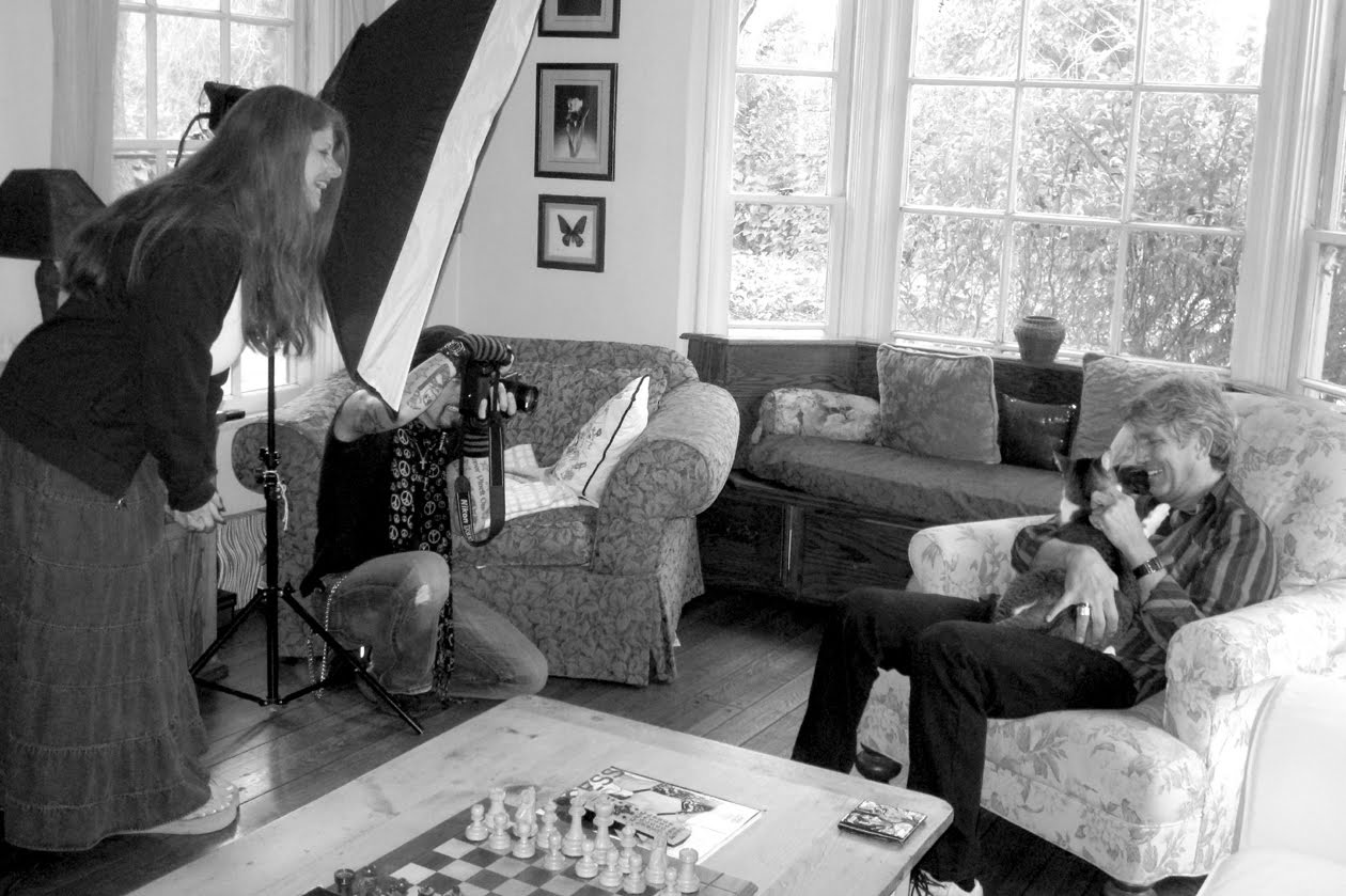 Behind the scenes photo shoot with eric Roberts