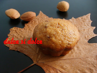 Muffin cu gem de prune si scortisoara