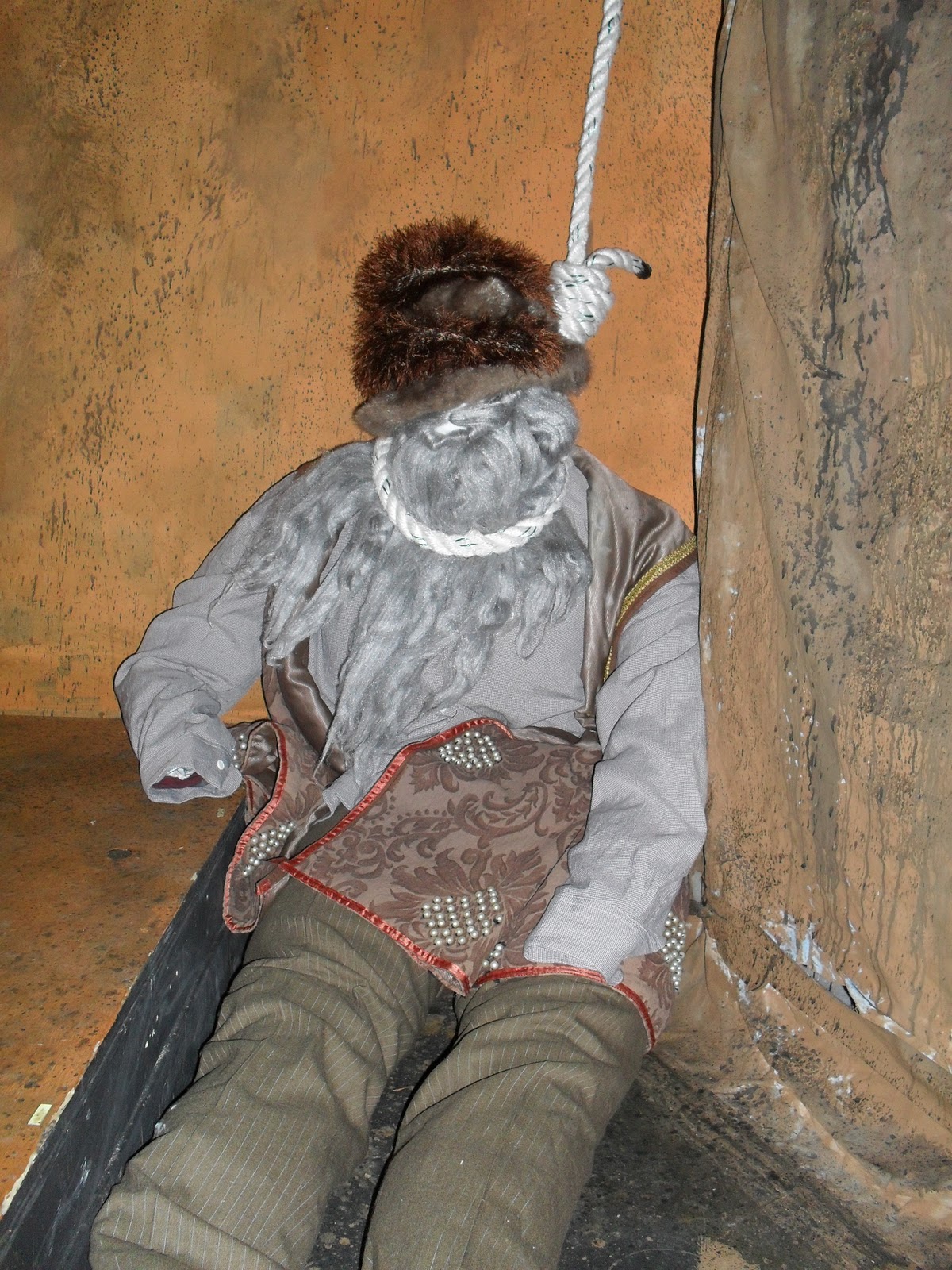 Theatre Projects Cheap Duct Tape Dummy