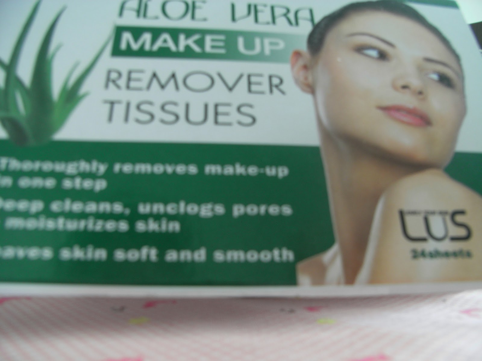 Makeup Review Makeup remover Aloe Vera Makeup Remover Tissues LUS