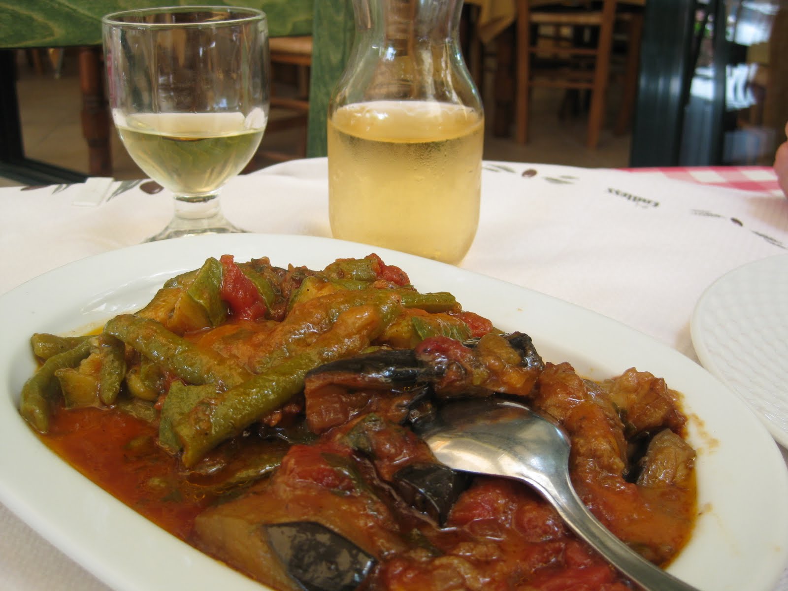 what do vegans eat? Greek baked eggplant & green beans