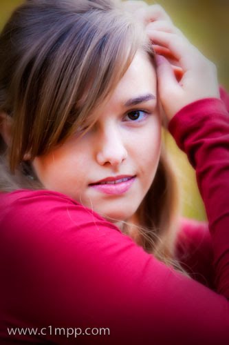 [0093_AshleyRiendeau_091008-Edit-759344.jpg]