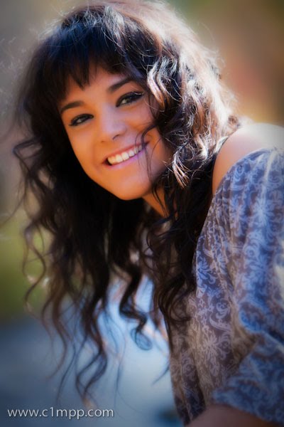 [0042_AmberDelph_091017-Edit-724212.jpg]