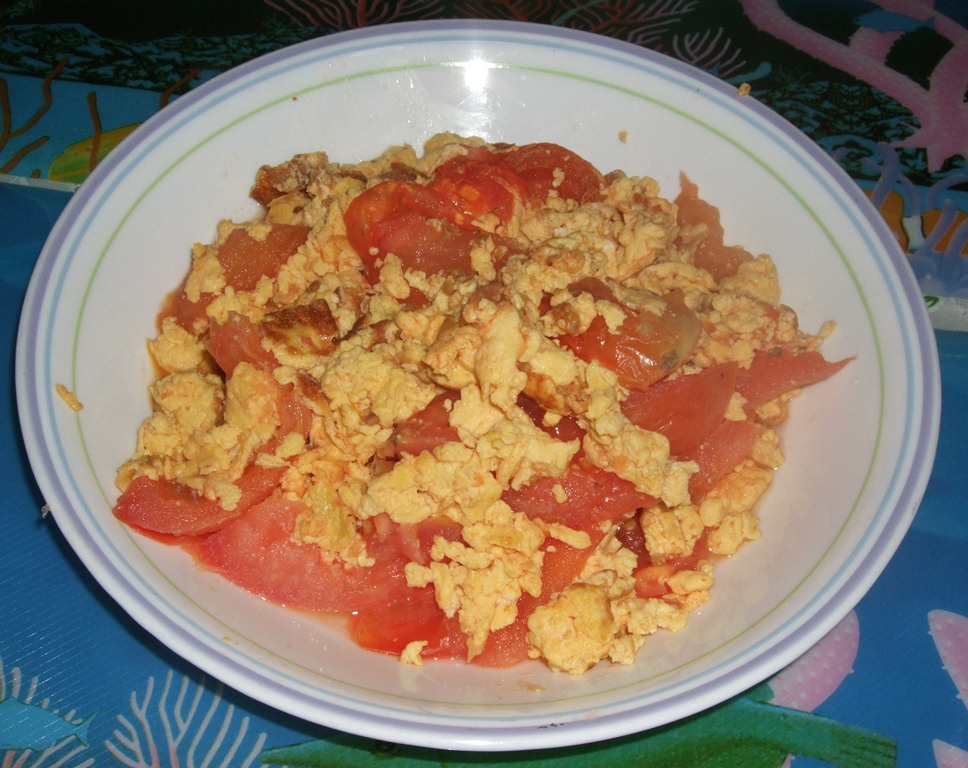 Mum's Yummy Recipe Fried Tomatoes with Eggs