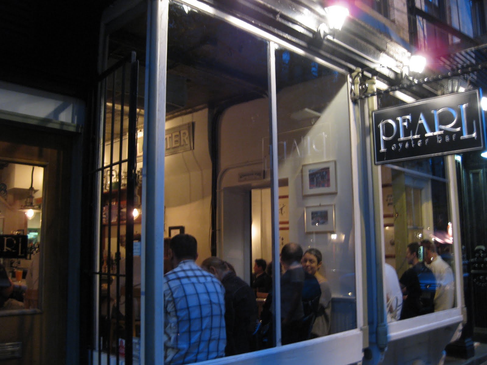 Law & Food Sticking with the Original at Pearl Oyster Bar