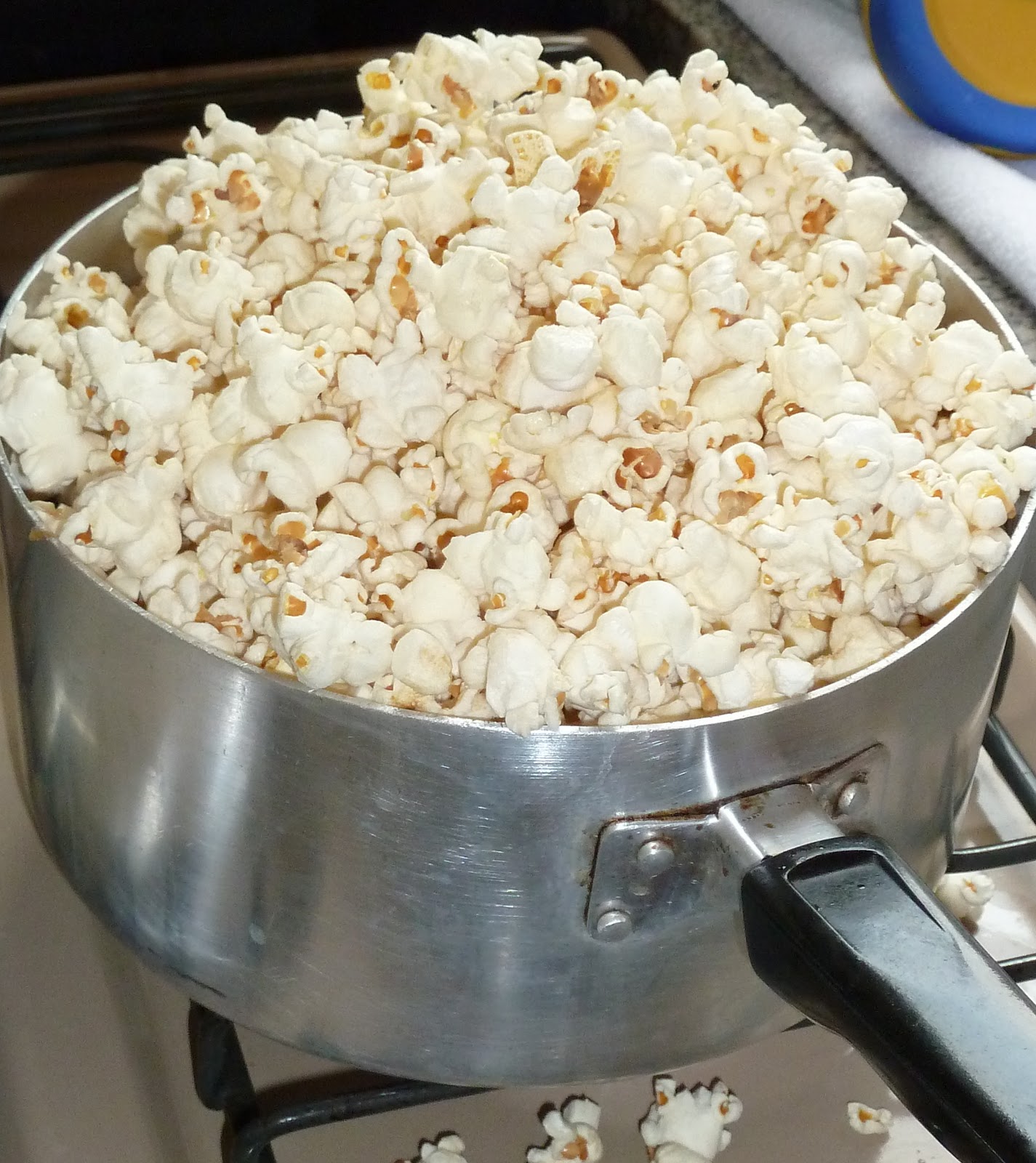Life of a Roadwife Stove Top Popcorn