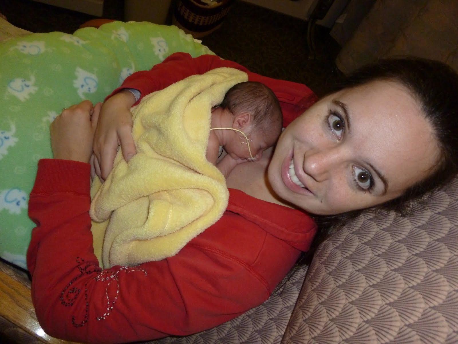 Brent, Brenna, &amp; Lincoln 9/3/10 33 Weeks gestational age!