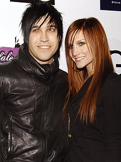 [ashlee+and+pete.jpg]